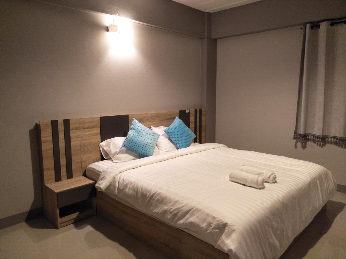Rinrada Place Hotel Ubon Ratchathani Exterior photo